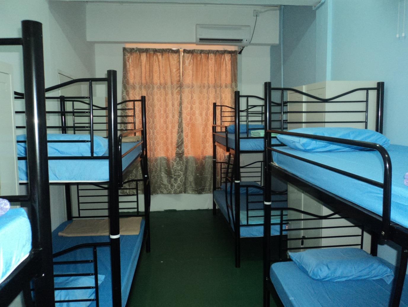 Spot On 89872 Kuantan Backpackers Hotell Exteriör bild